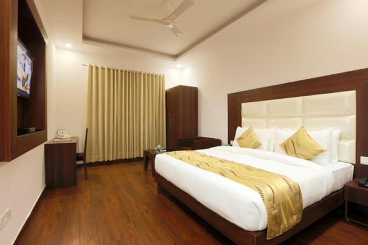 نيودلهي Hotel The Westend Green المظهر الخارجي الصورة